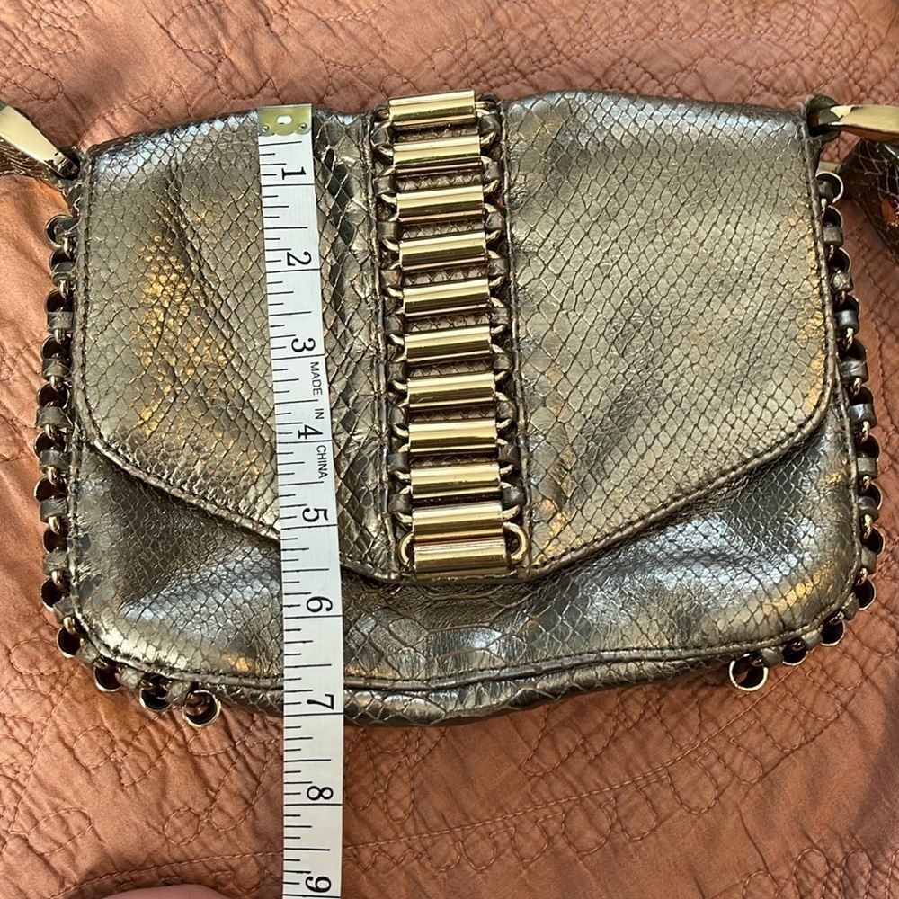 Ted Baker Limited Ed Metallic Cross Body Bag EUC - Picture 16 of 16